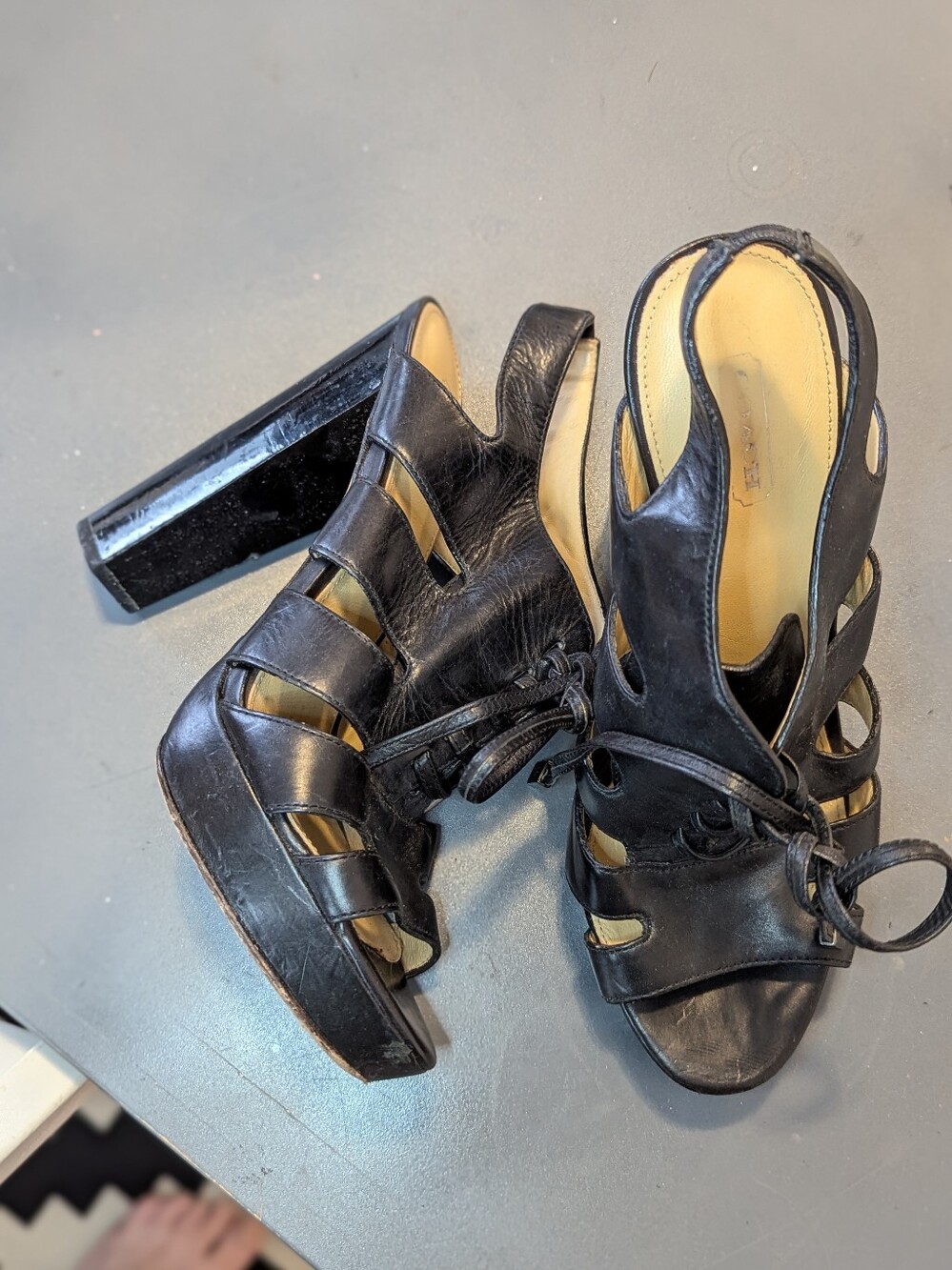 Coach Moreen Platforms Lace up Block 5" Heels Black Sz 8.5